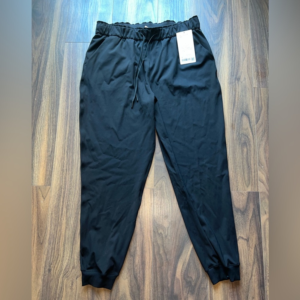 Lululemon Black Stretch High-Rise Joggers Size 14